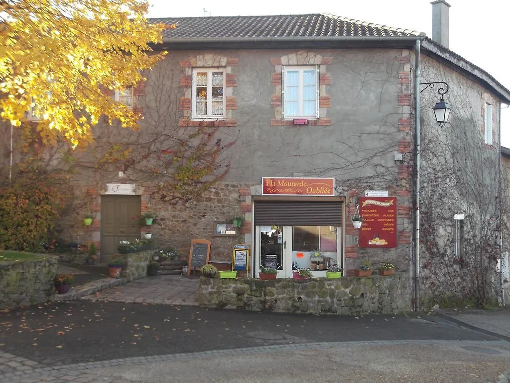 Alojamento de Acomodação e Pequeno-almoço La Ferriere Acomodação com café da manhã Saint-Médard-en-Forez